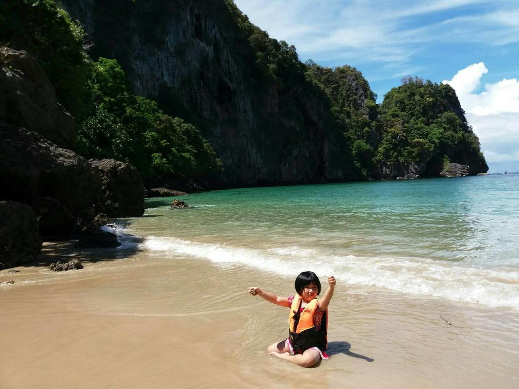 Seaside Home Ko Mook Bagian luar foto